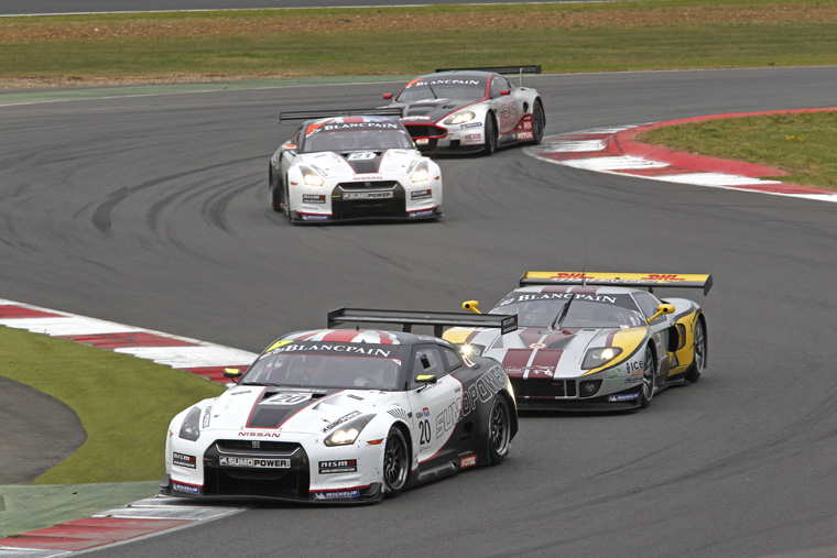 Nissan GT-R Race Scene Picture